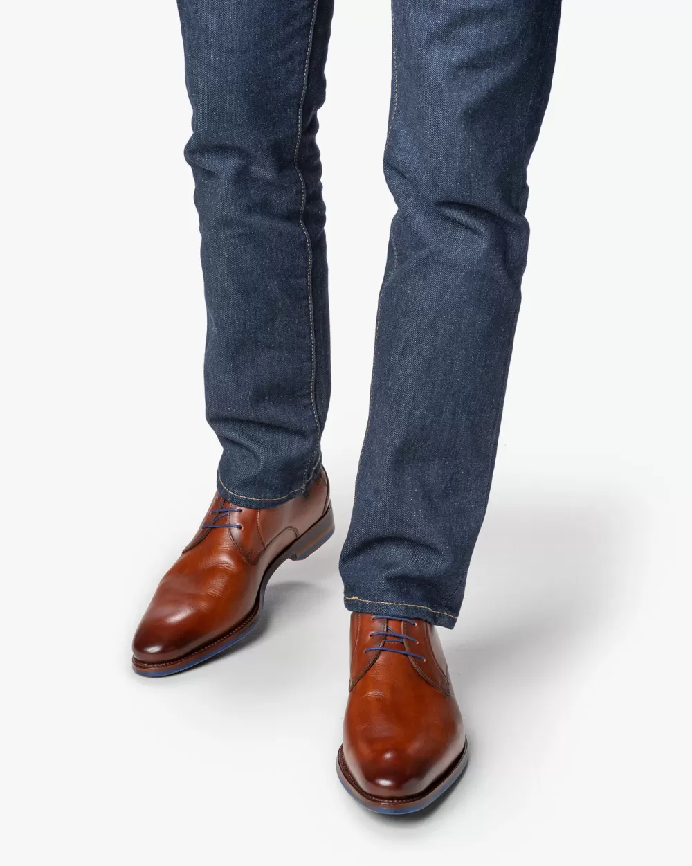 Floris van Bommel De Stapper 44.00